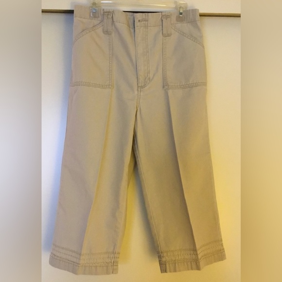 Lee at The Waist Capri Pants by VF Jeans Wear, Inc. SZ 12M - Picture 1 of 9